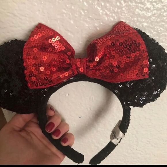 Disney Parks "Minnie Mouse" Black and Red Bow Sequins Ear Headband - Picture 3 of 3